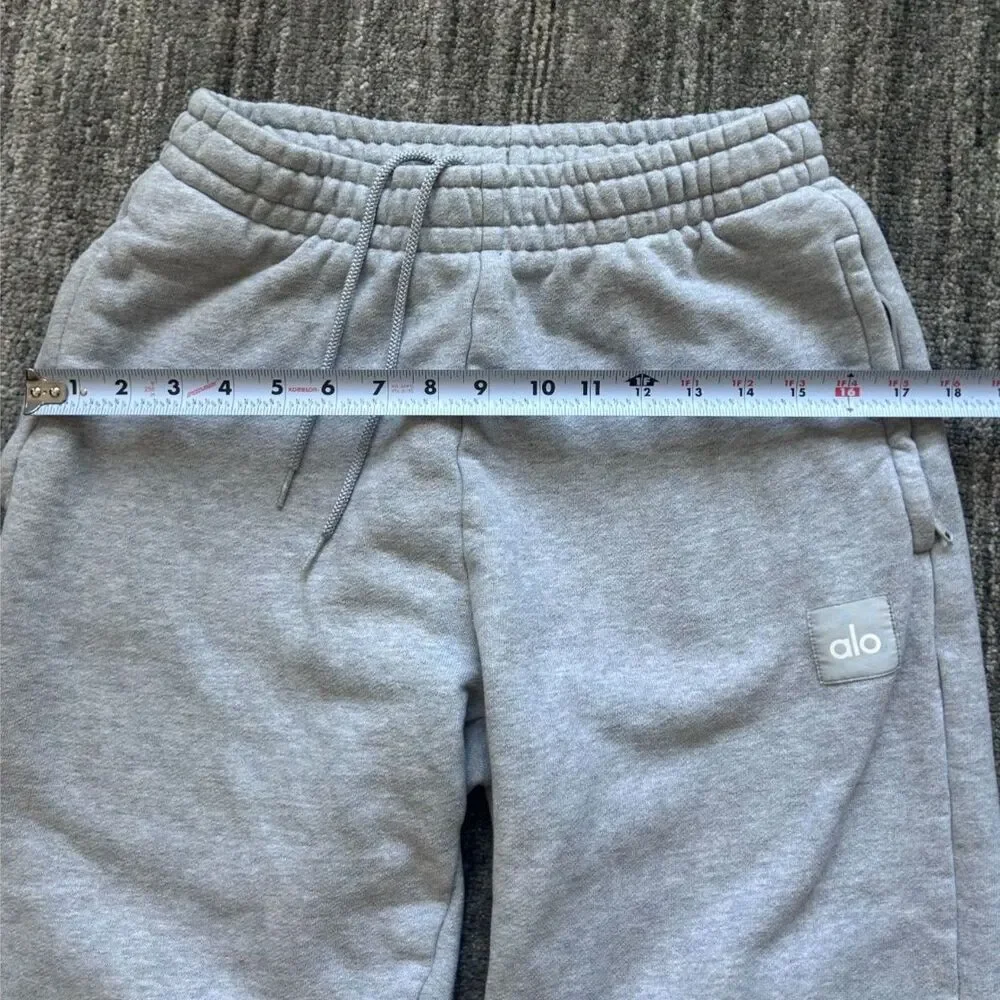 Alo Yoga Cuffed Renown Heavyweight Sweatpant (XS unisex)